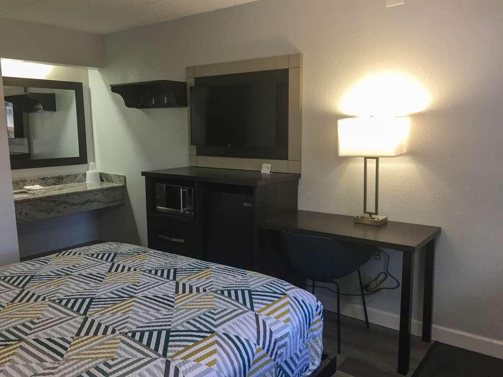 Motel 6 Effingham, Il Bilik gambar